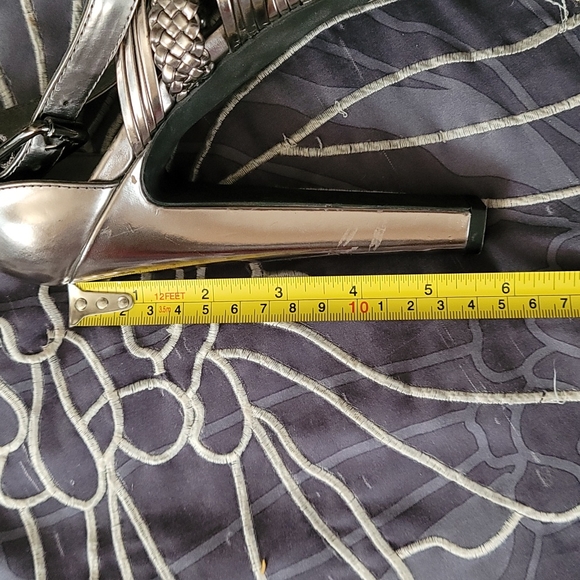 High heels - Picture 9 of 10